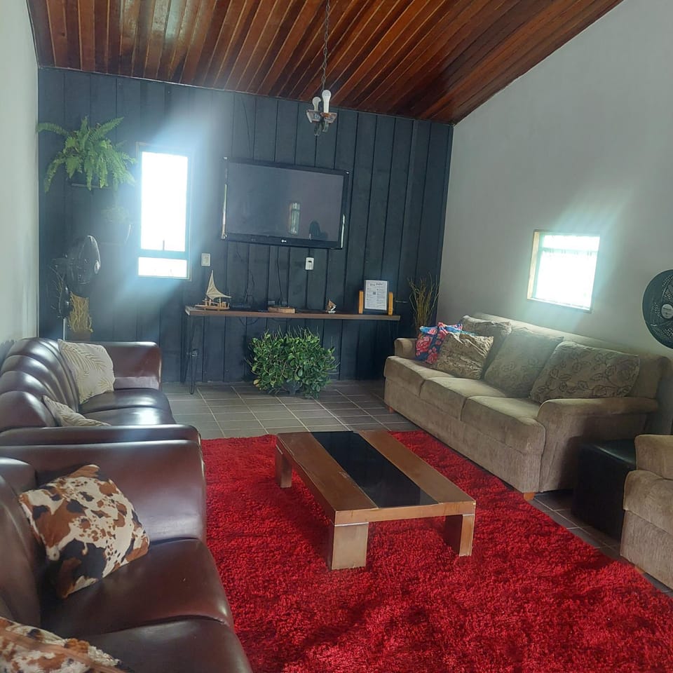 Chácara Recanto do Sol House in Mogi das Cruzes