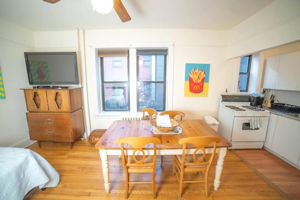 Cozy apartment in beautiful midtown Hoboken Apartment in Hoboken
