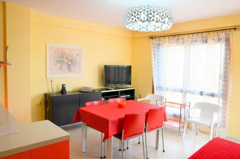 Compostella Beach - 2 bedroom Apartment in Playa de las Americas