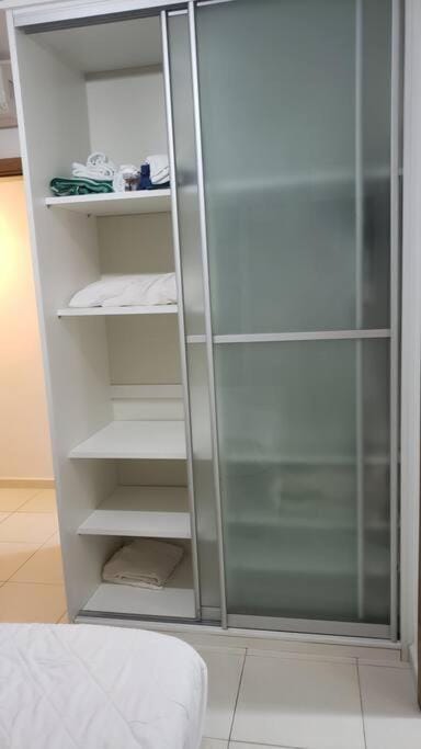 Apartamento em Riviera, 400 metros da praia! Apartment in Bertioga