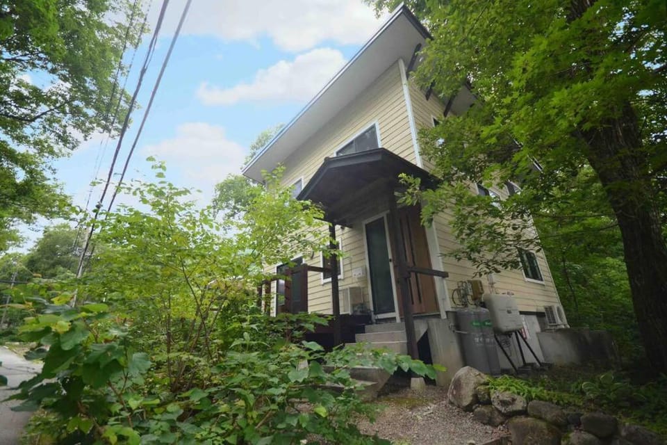 Hakuba Colonsay- Amazing views 3bdr 2bth cottage Chalet in Hakuba