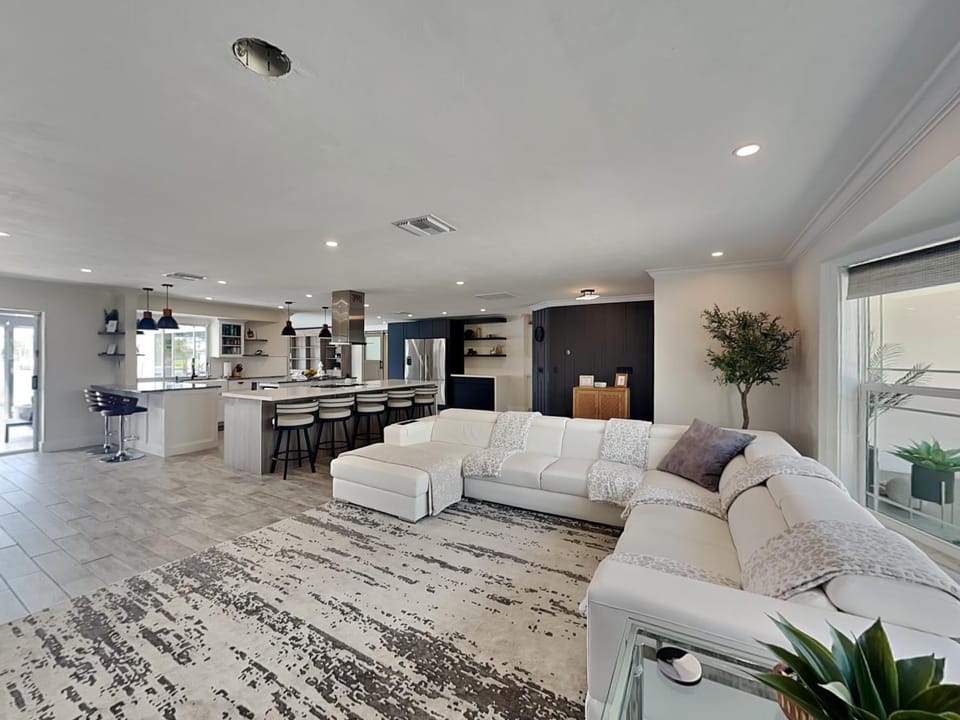 Kitchen or kitchenette, Living room, Seating area, furniture