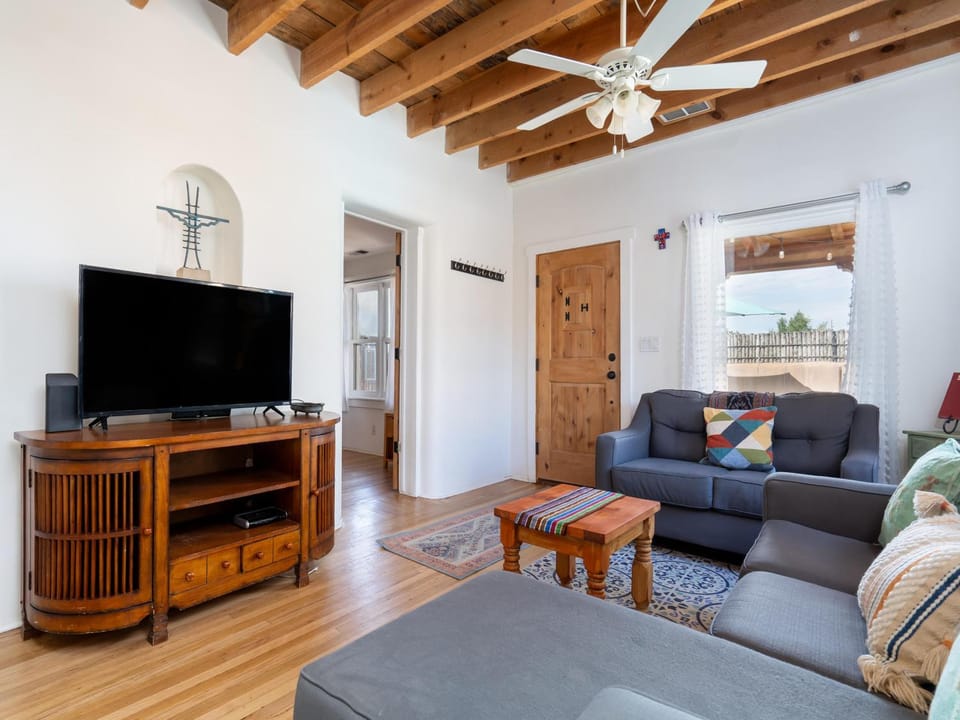 Daisy Casita House in Santa Fe