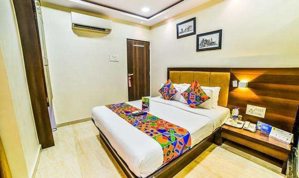 Bed, Bedroom, air conditioner
