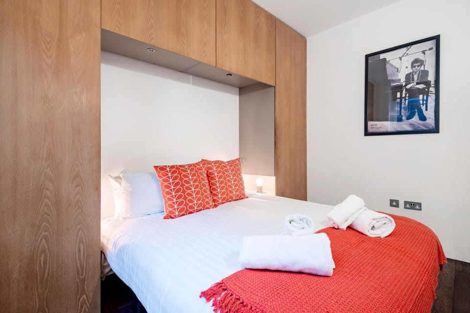 Welcome London Trafalgar & Covent Garden Apartment in City of Westminster