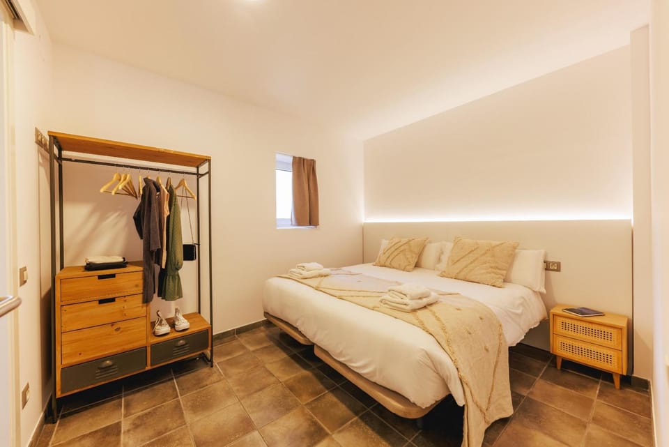 Bed, Bedroom