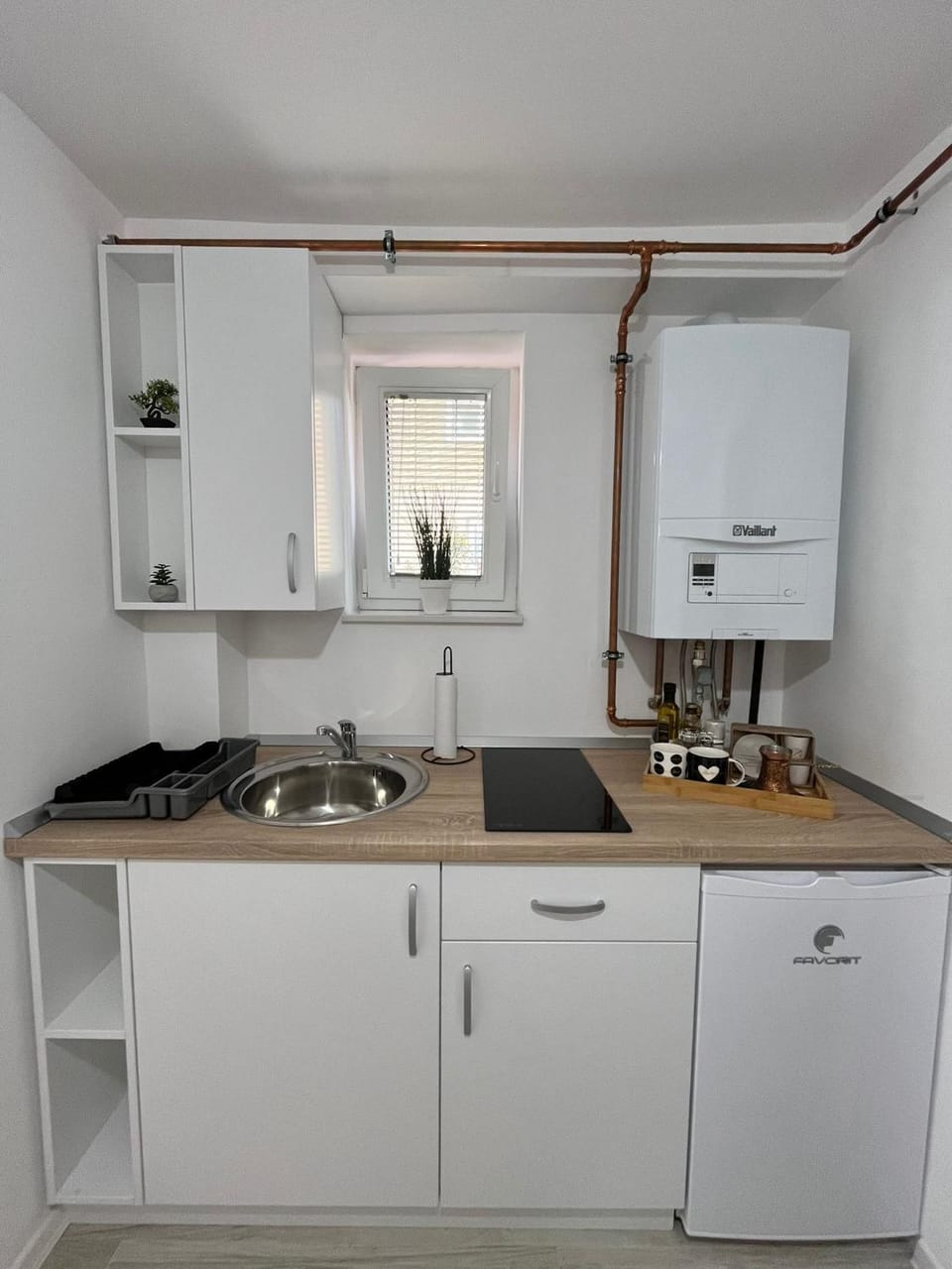 Kitchen or kitchenette, stove