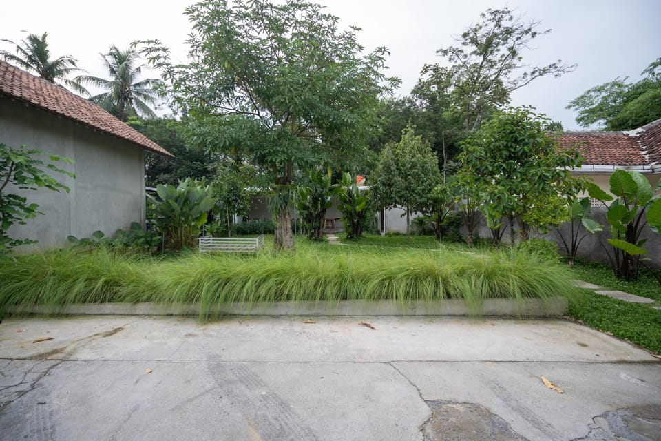 Garden, Parking