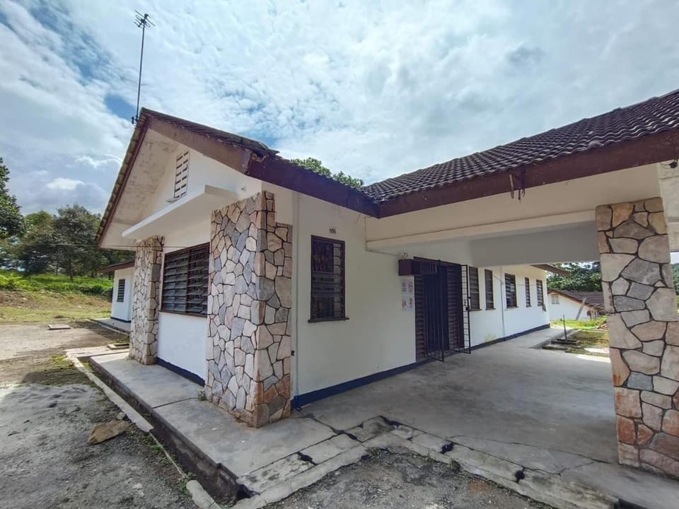 1 Hati Homestay Sepang Vacation rental in Negeri Sembilan, Malaysia