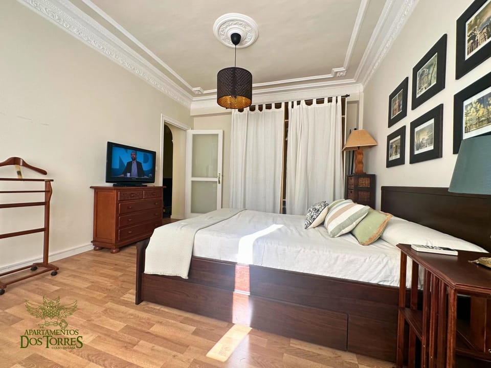 Dos Torres Valinor - Plaza del Pilar Apartment in Zaragoza