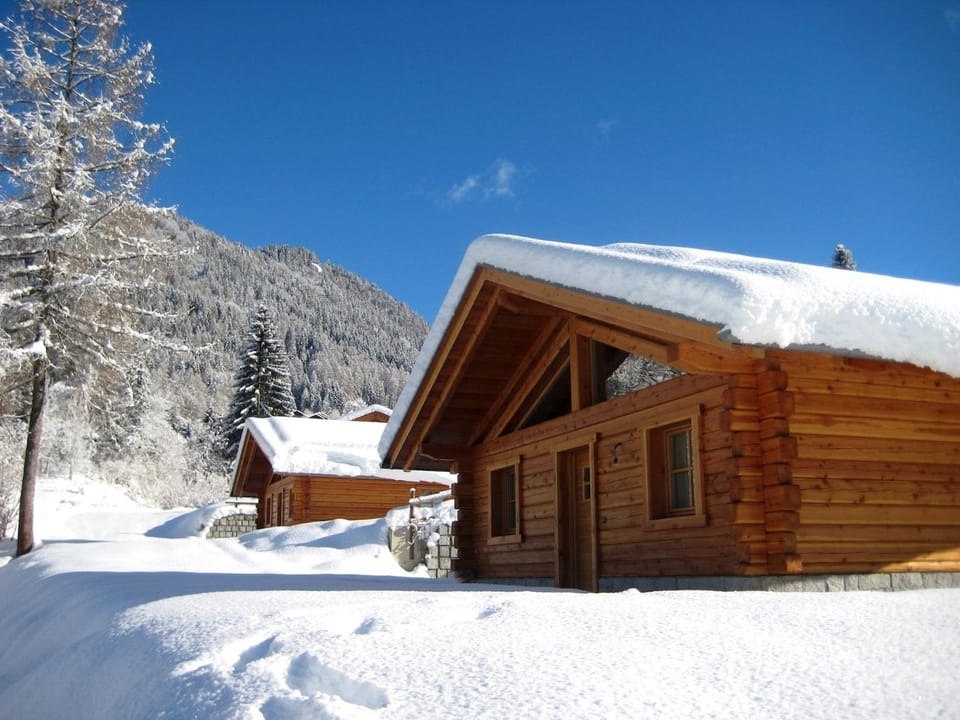 Property building, Natural landscape, Winter