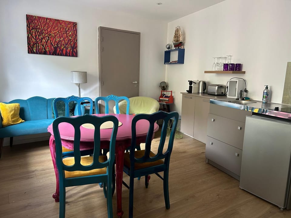 Art de Vivre en Couleurs Apartment in Auvergne-Rhône-Alpes