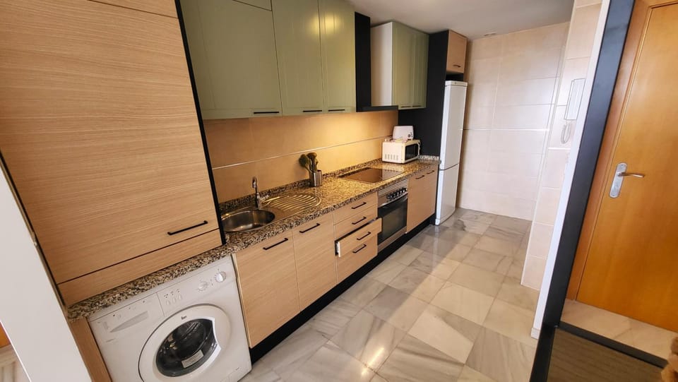 Kitchen or kitchenette, minibar, pet friendly, stove, washing machine