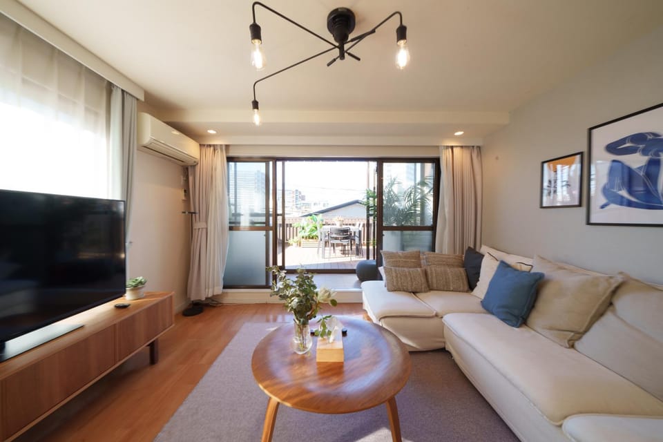 TV and multimedia, Living room, Seating area