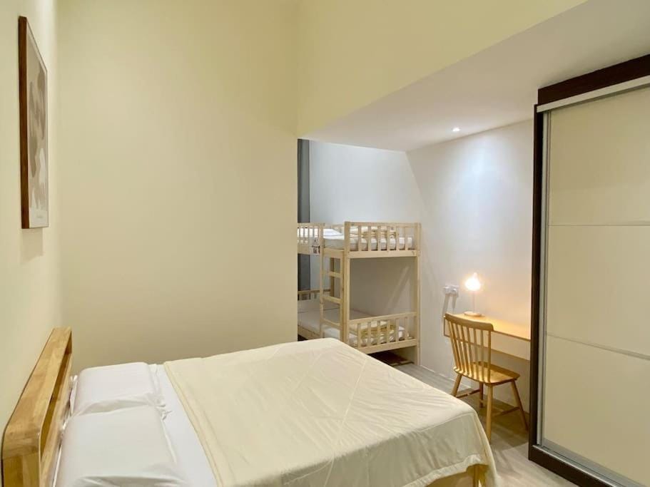 The Podium-3R2B-Free 2 Parking-12 Pax-D363A Apartment in Kuching