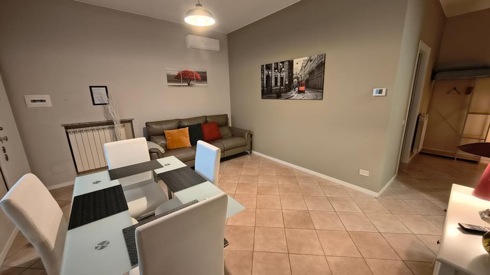 Milano-Lodge Apartment in Lombardy