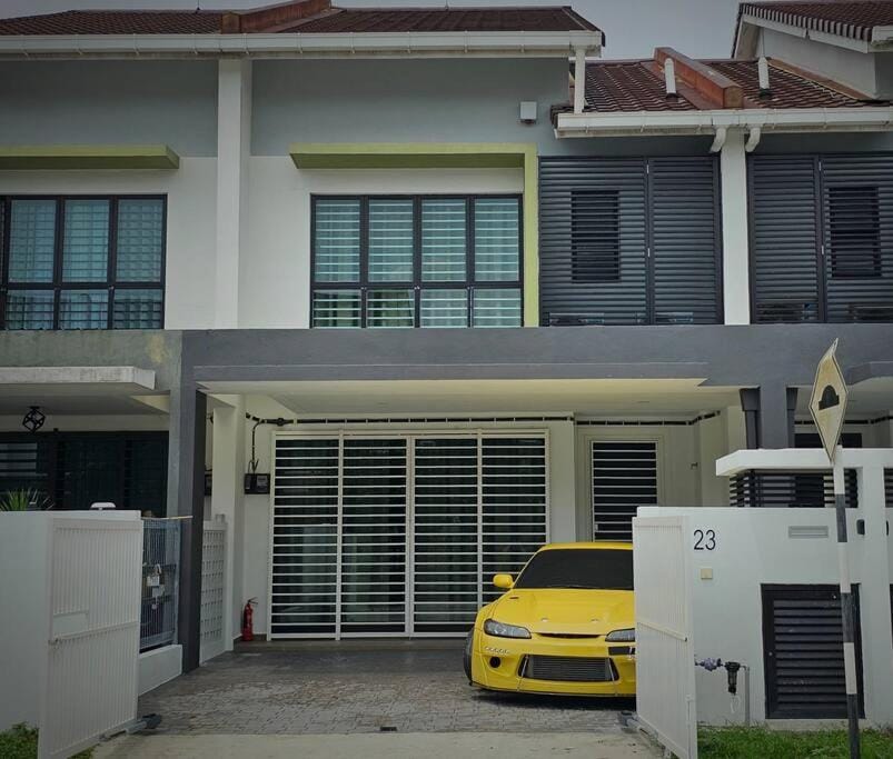 H+M Residence II [3km] to Setia City Convention House in Selangor, Malaysia