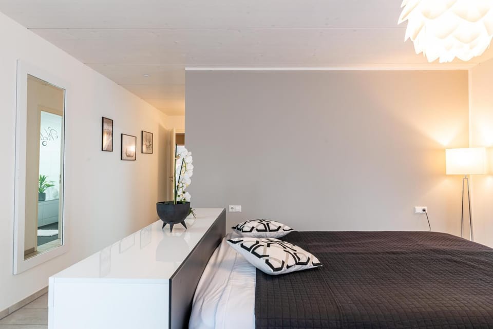 Living room, Bedroom