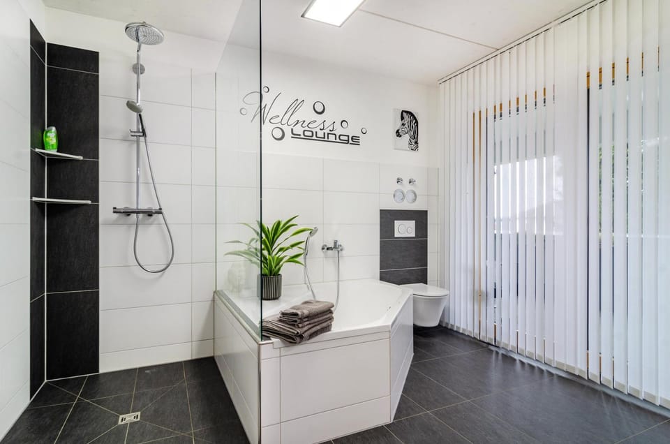 Bathroom, Living room