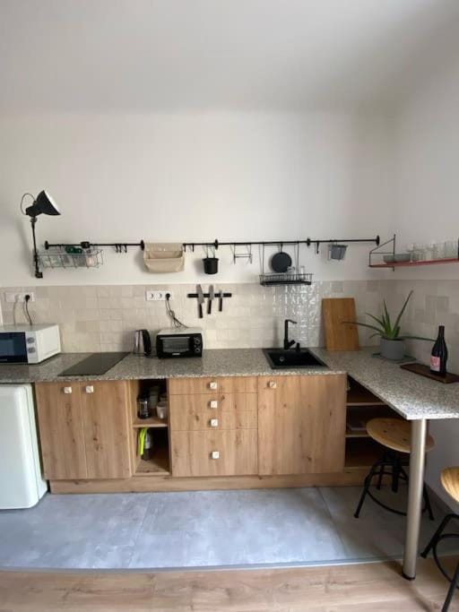 Charming apartment in the heart of Gellért area. Apartment in Budapest
