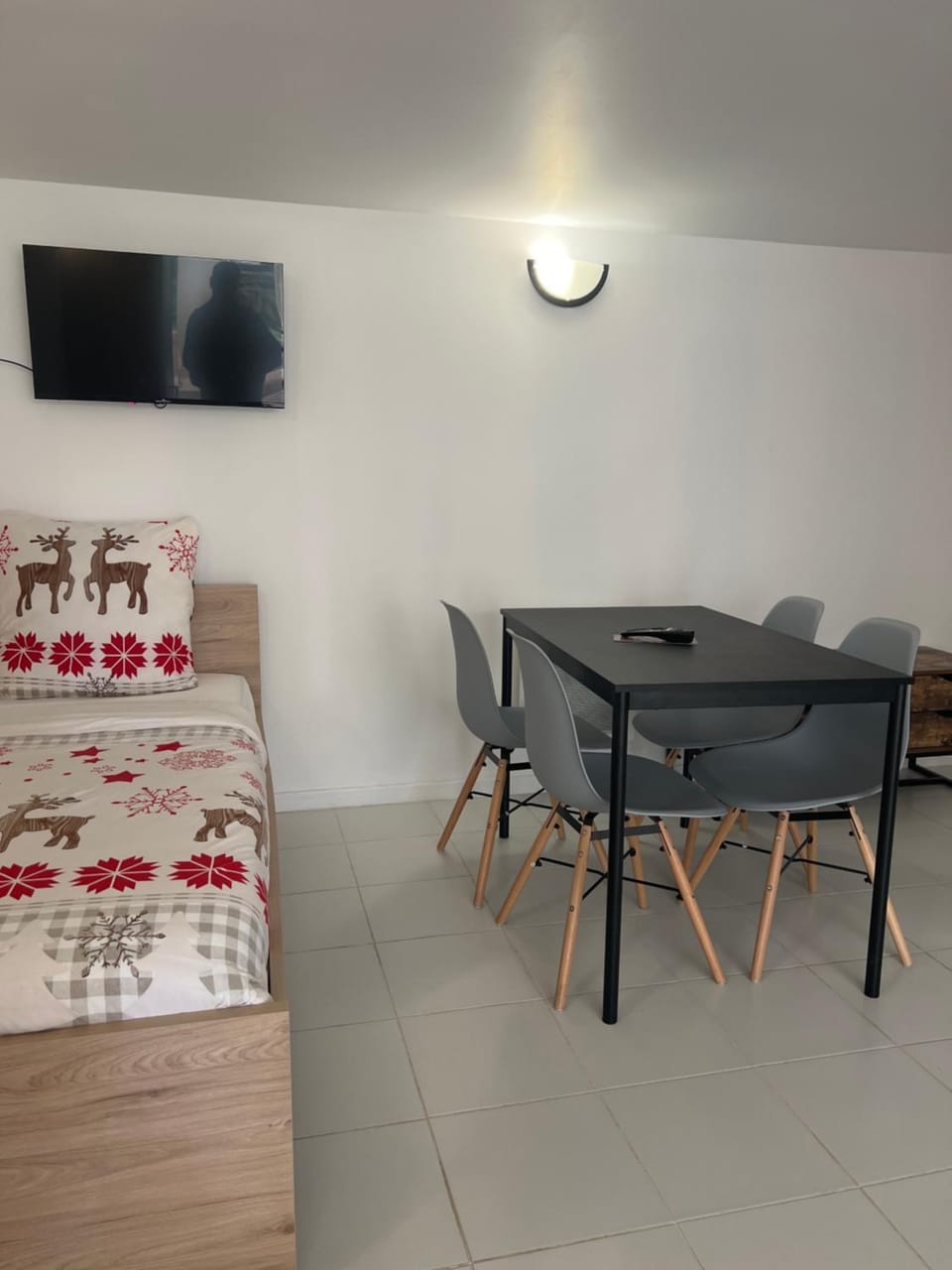 Chaudari Guest House Apartment in Île-de-France