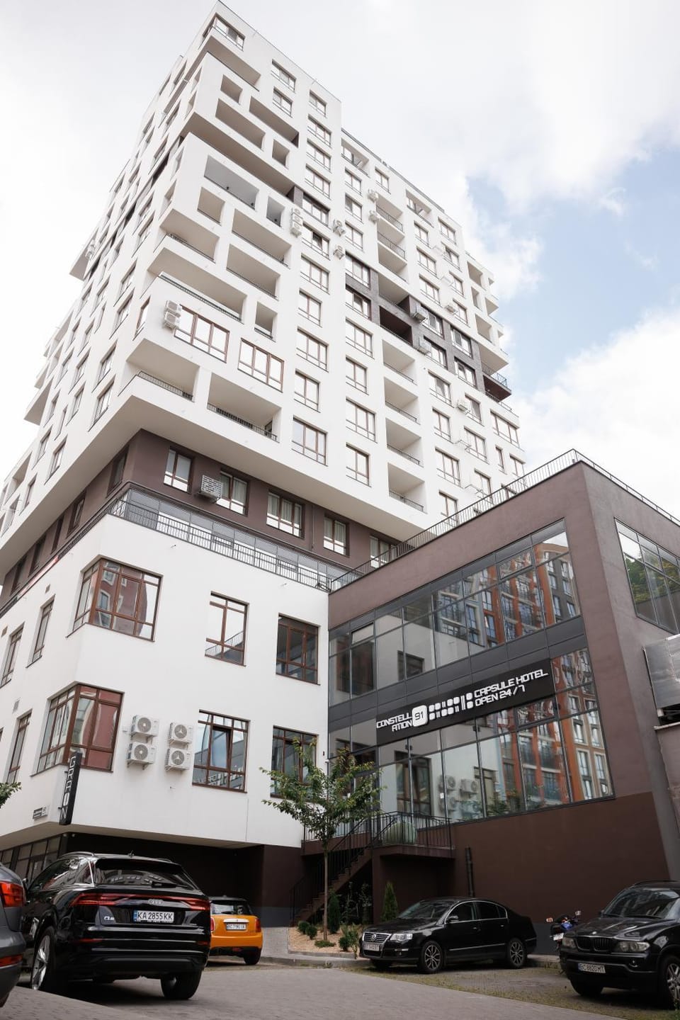 Property building, Swimming pool