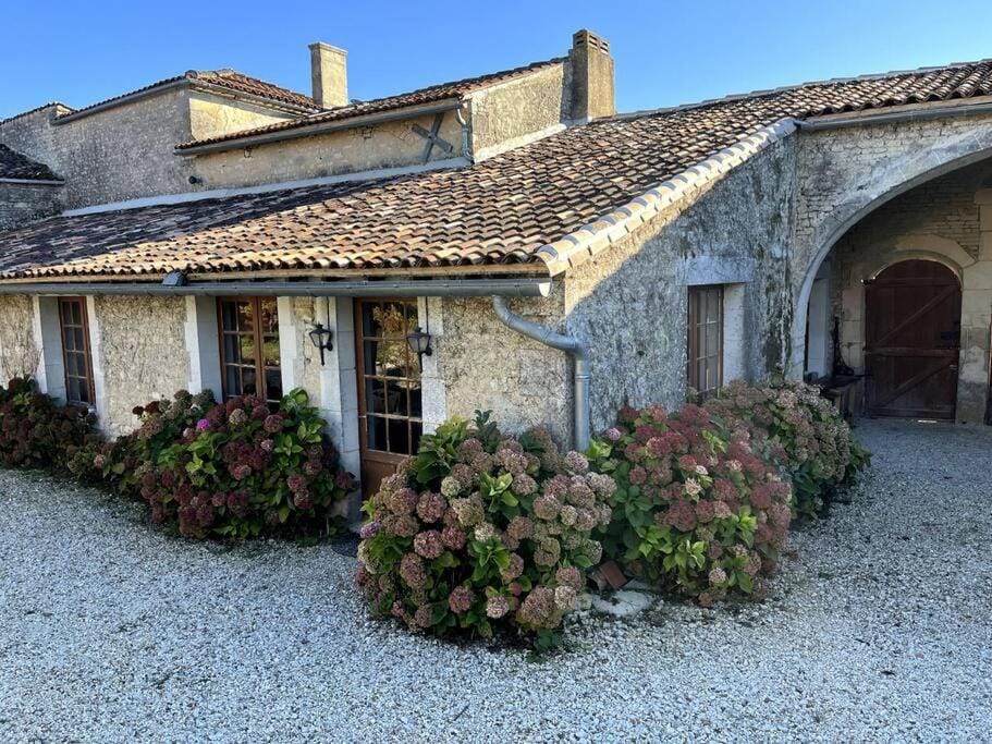 appartement Terra Cotta Apartment in Nouvelle-Aquitaine