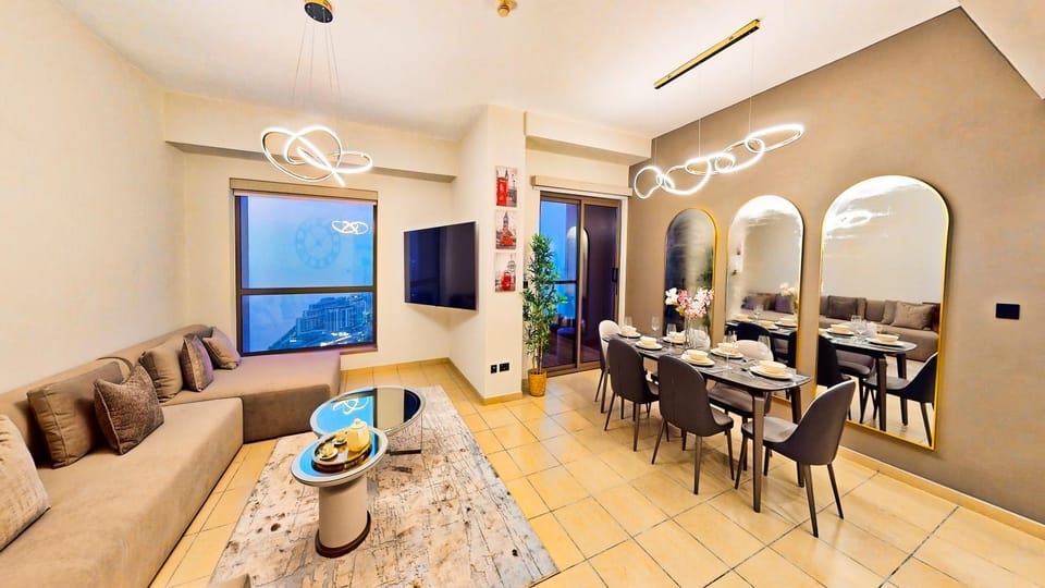 TV and multimedia, Dining area, Family