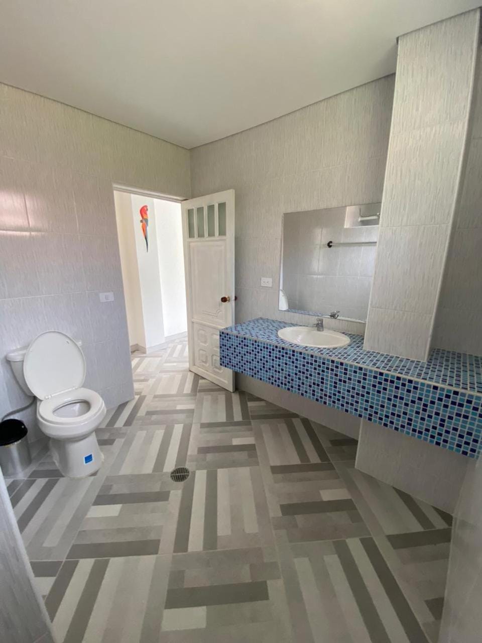 Bathroom, Photo of the whole room, Bedroom