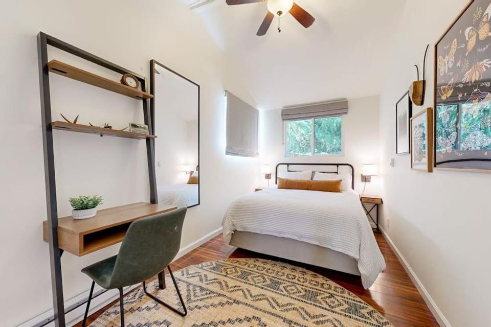 Cozy Riverview Cabin Cabin in Russian River