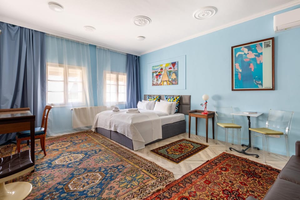 Bed, Photo of the whole room, Bedroom, hair dresser