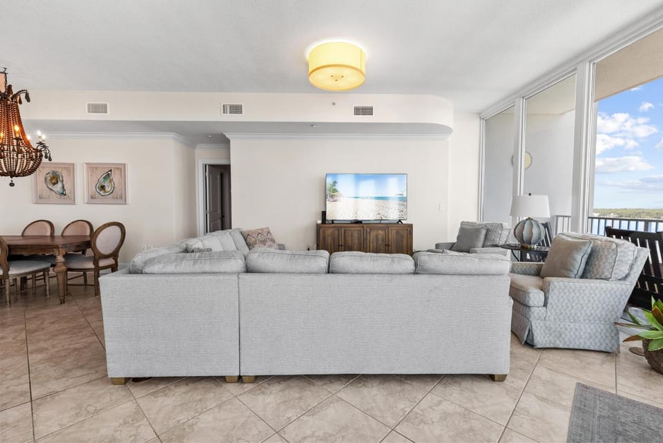 Bel Sole 1602 House in West Beach