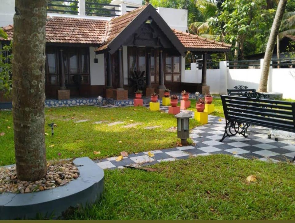 Sambranikodi Resort and Home Stay Villa in Kerala