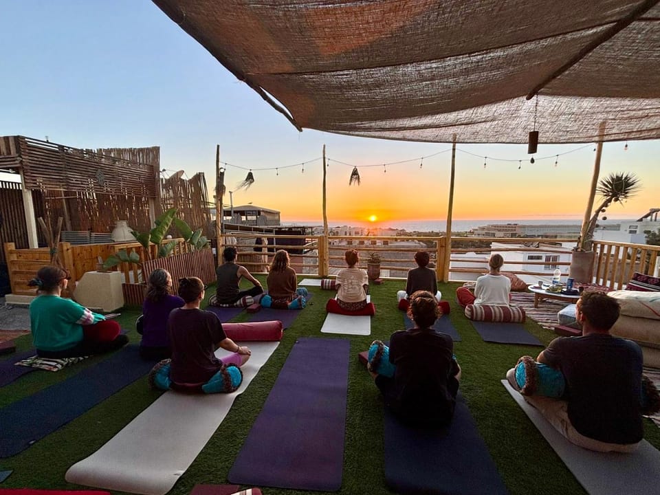 Patio, People, Natural landscape, Activities, View (from property/room), Balcony/Terrace, Sea view, Sunset, group of guests