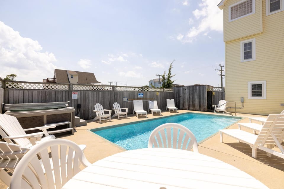 KDH376 Ocean Escape House in Kill Devil Hills