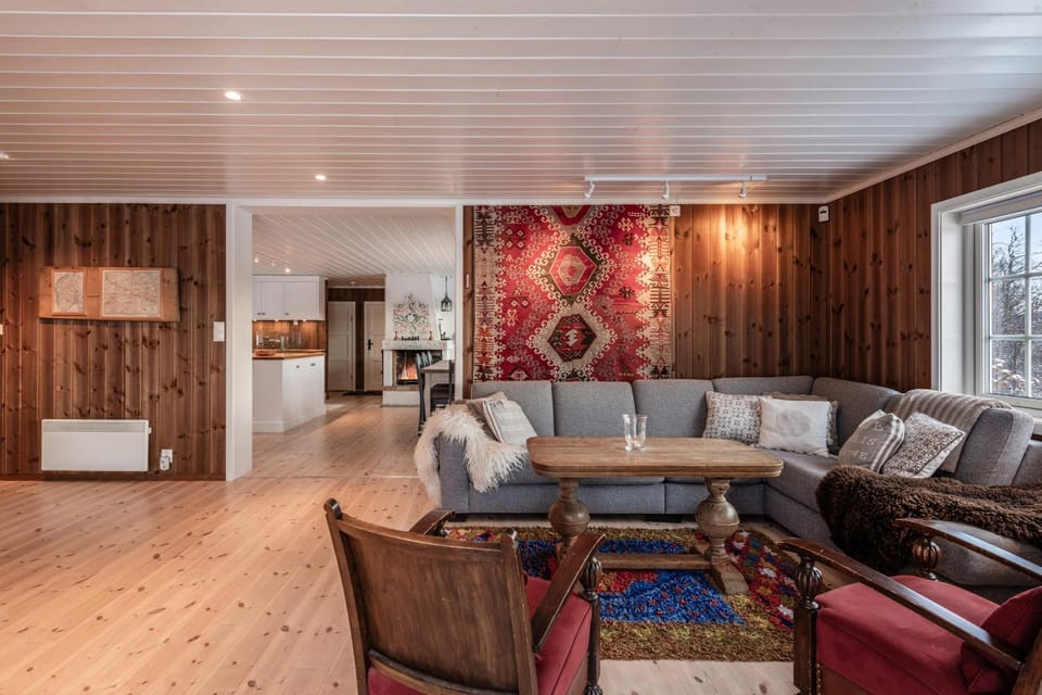 Kitchen or kitchenette, Living room, Seating area