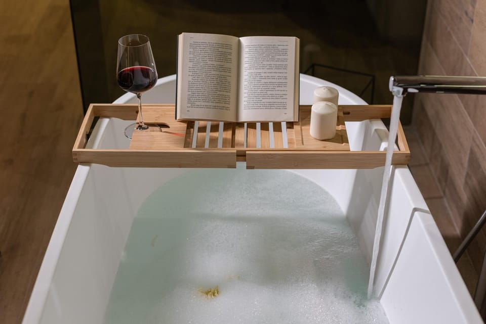 Hot Tub, Bath