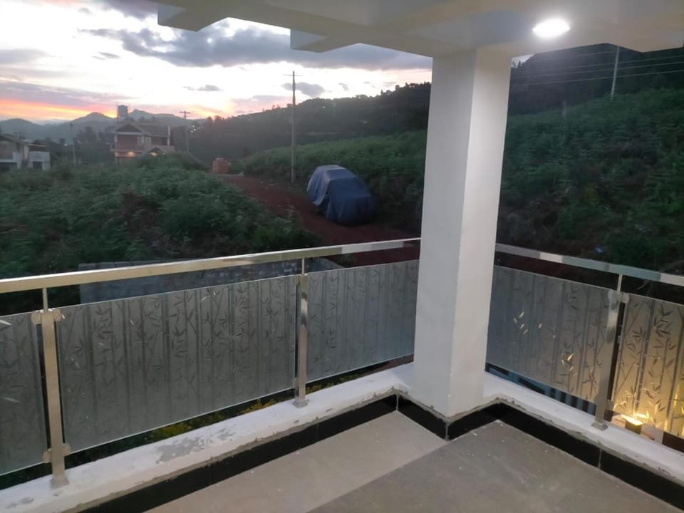 Sandy Luxury Villa 3 Bhk Villa in Ooty