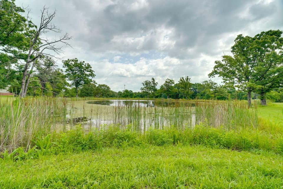Near Fort Leonard Wood | Perfect for Graduations House in Ozark Mountains