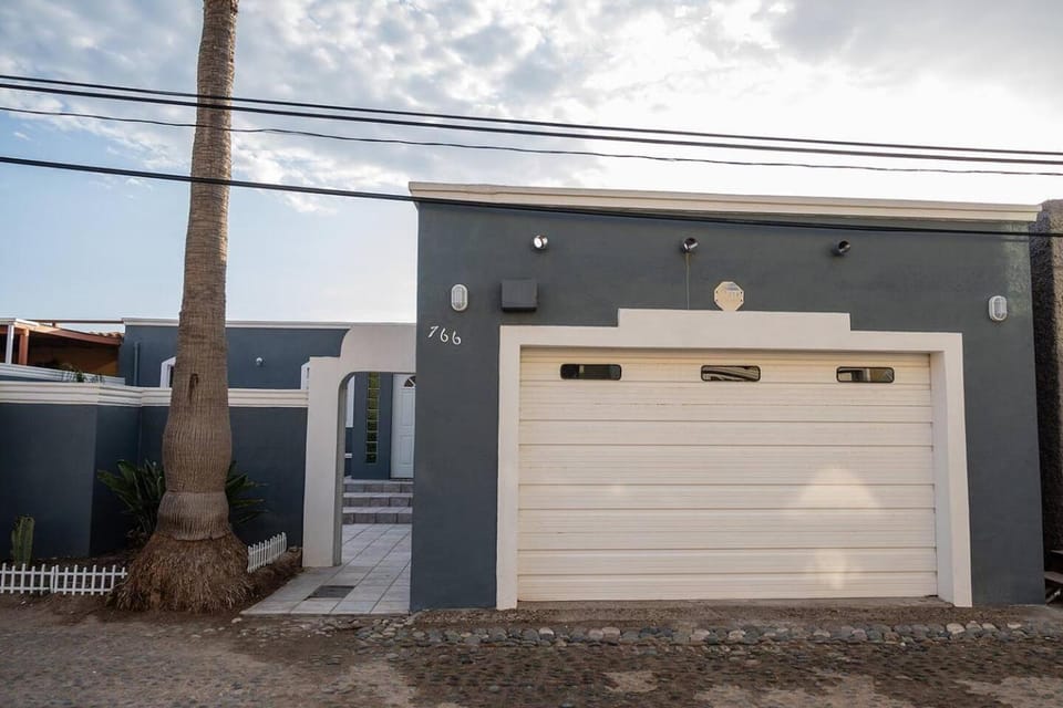 Property building, Facade/entrance, Quiet street view