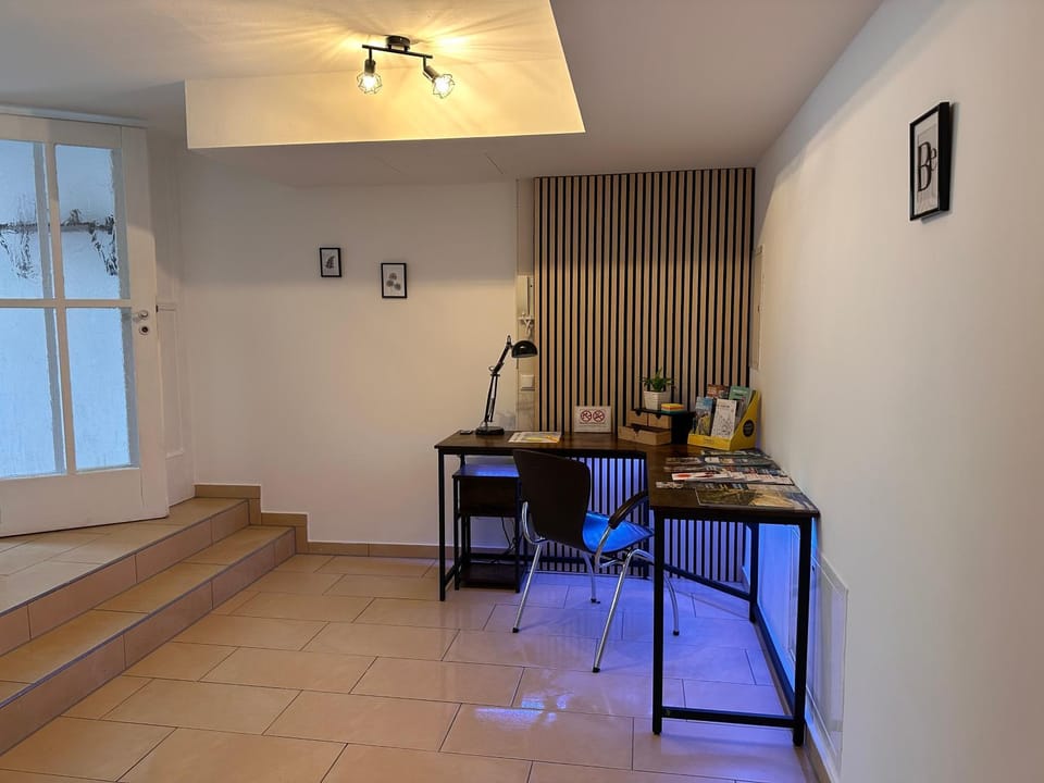 4 Personen, Zentrumsnah,EBK, Stellplatz Apartment in Dresden