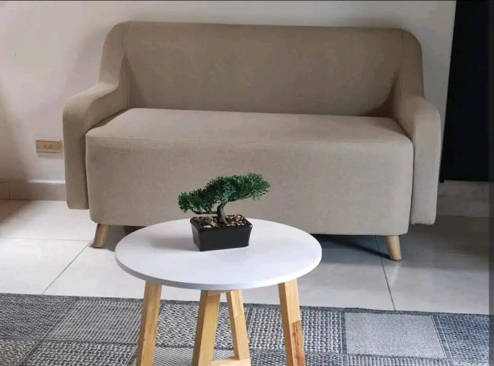 apartamento loft a media cuadra de la estación floresta Apartment in Medellin