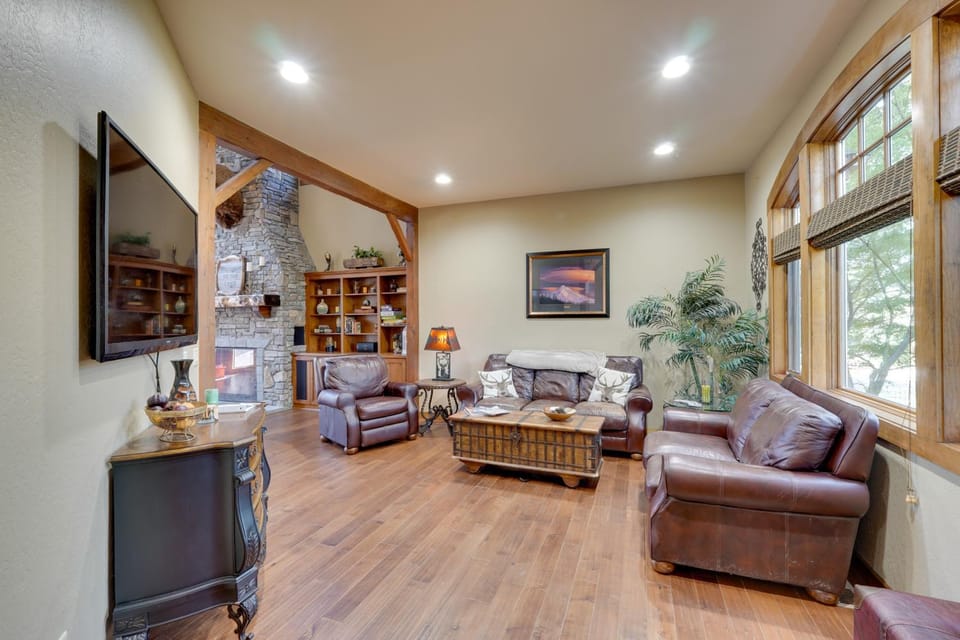 Klamath Falls Vacation Rental with Resort Amenities! House in Oregon