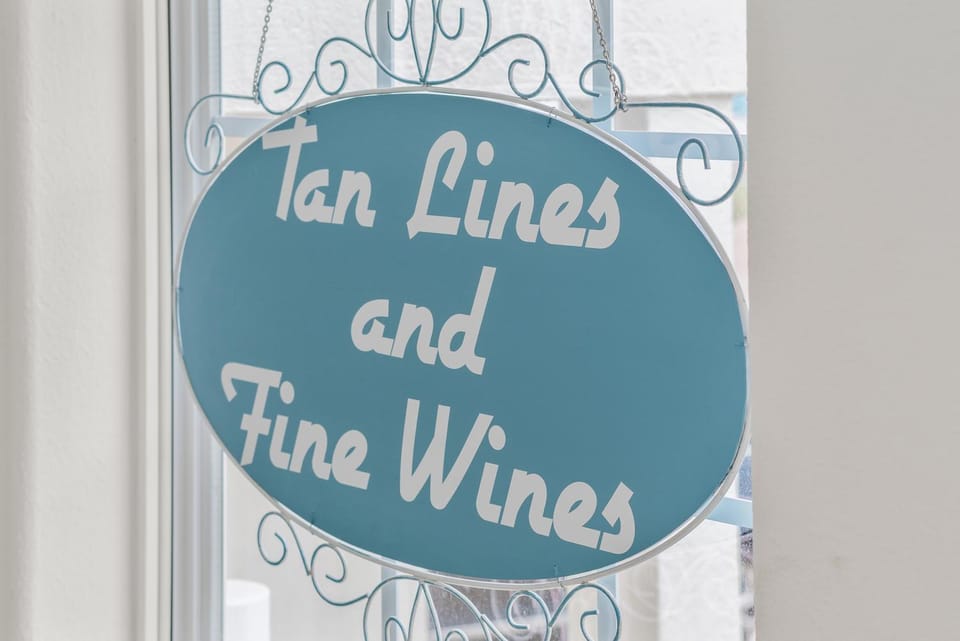 Tan Lines and Fine Wines House in Port Aransas