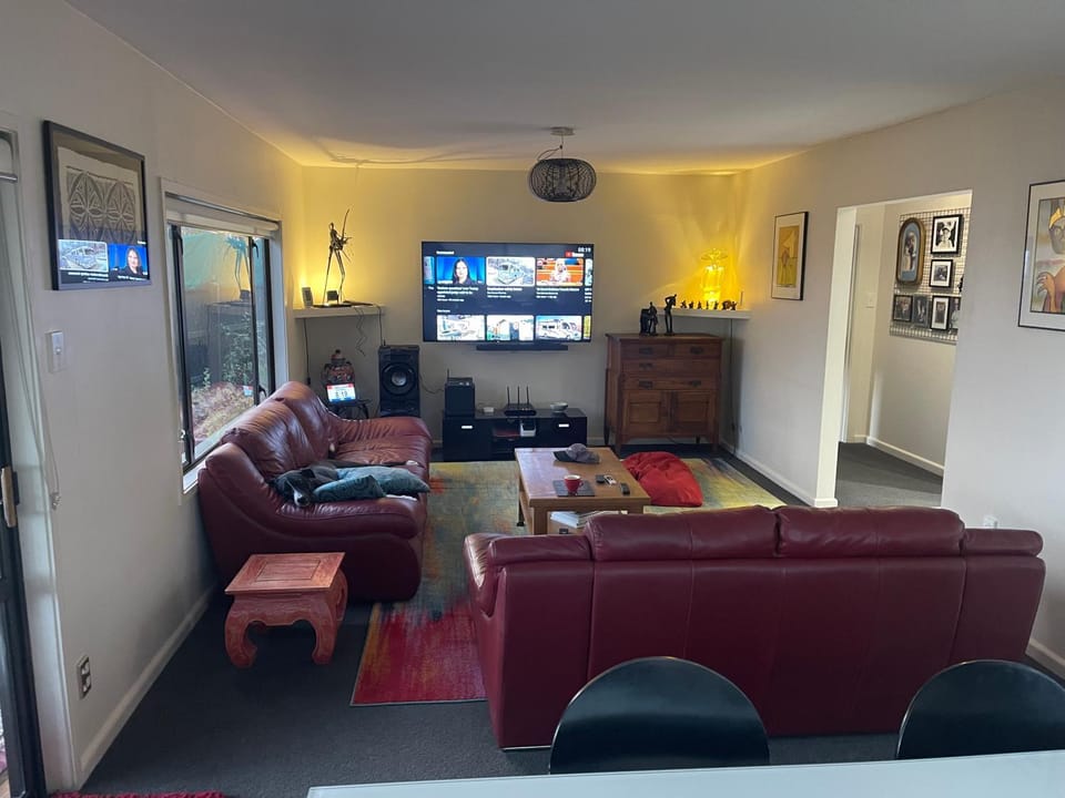Kaiapoi Village Deluxe Room with En-Suite Bathroom Vacation rental in Canterbury