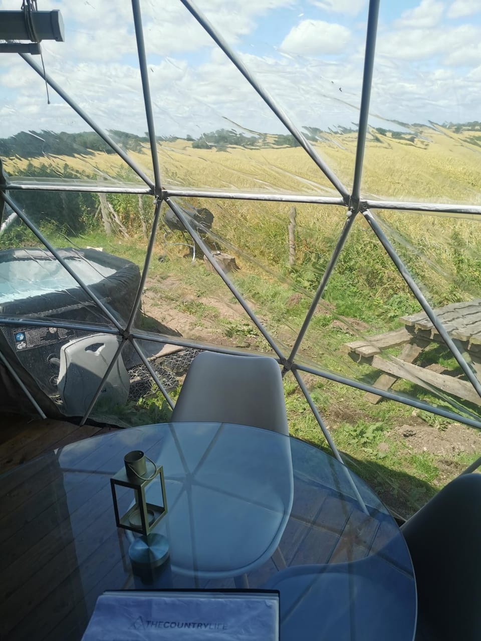 Dome One with Hot Tub, Lincoln, Projector, Firepit Apartment in West Lindsey District