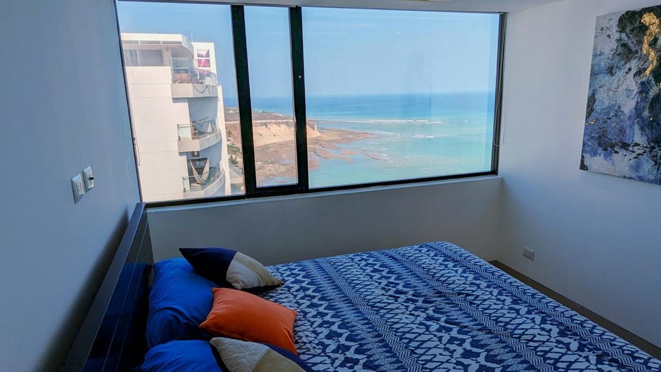 Bed, Natural landscape, View (from property/room), Balcony/Terrace, Photo of the whole room, Bedroom, Sea view