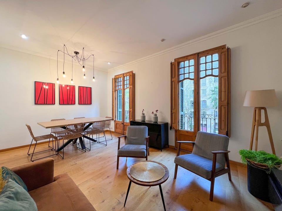 Living room, Dining area