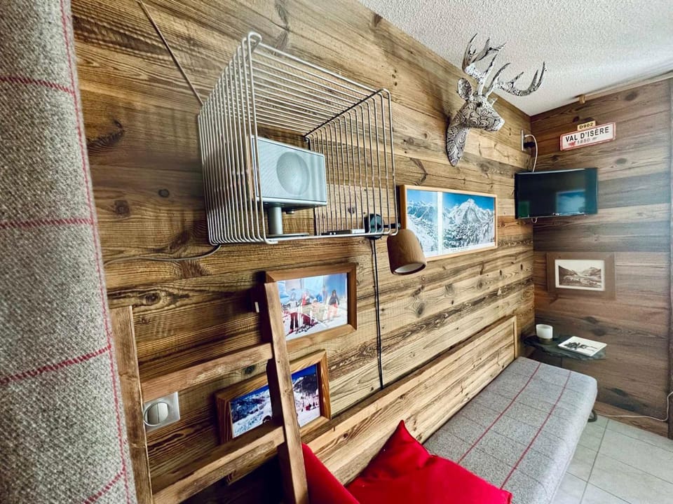Studio rénové au centre de Val d'Isère - FR-1-411-899 Apartment in Val dIsere