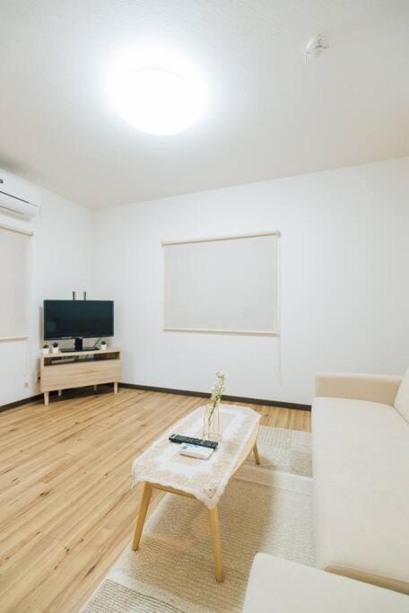 *Fortune House*鶴見橋 花園町駅 *生活機能完備* 一軒家 *最大4人* Apartment in Osaka